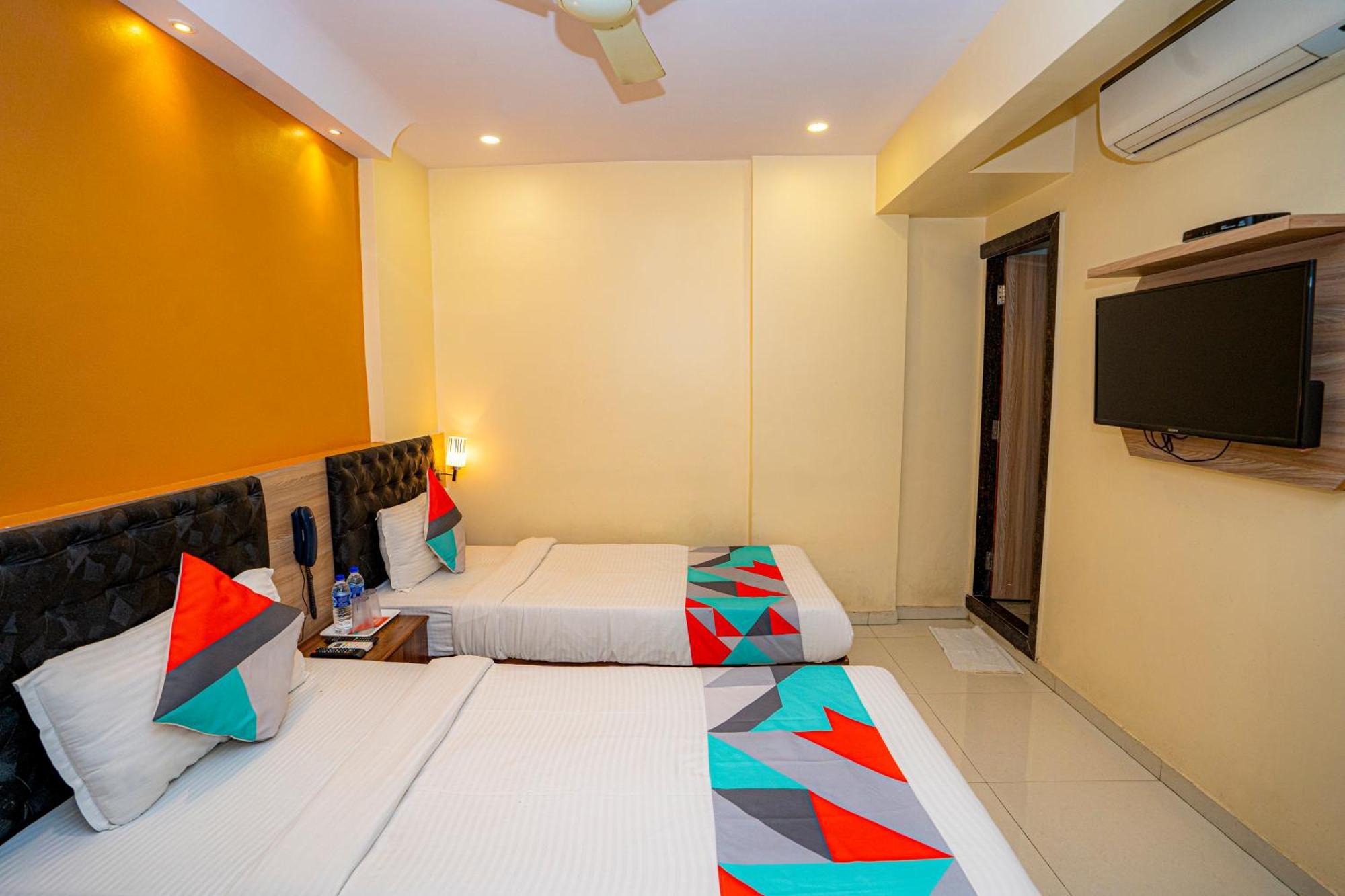 Hotel Hill Park Mumbai Bagian luar foto